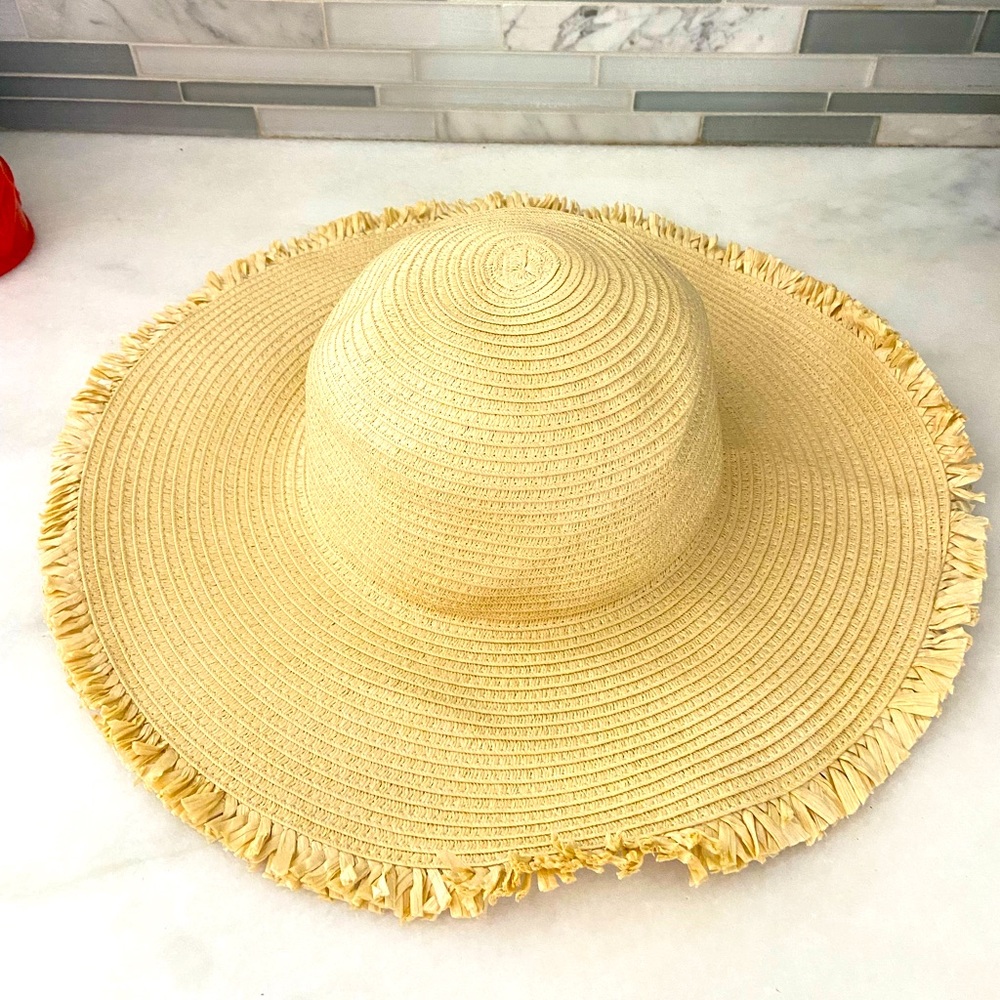 David & young Stylish Wide Brim Straw Hat